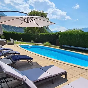  Hébergement de vacances Manou Du Annecy
